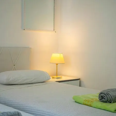 Olypmpos Luxry Apartment *