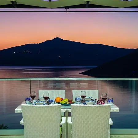 Olypmpos Luxry Apartment *